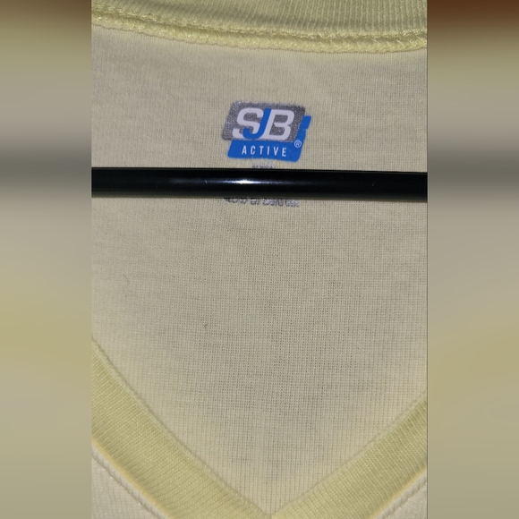 NWOT SB Active Elegant Light Yellow V-Neck Tee WOMENS MEDIUM SHIRT TOP WORKOUT - Picture 4 of 5